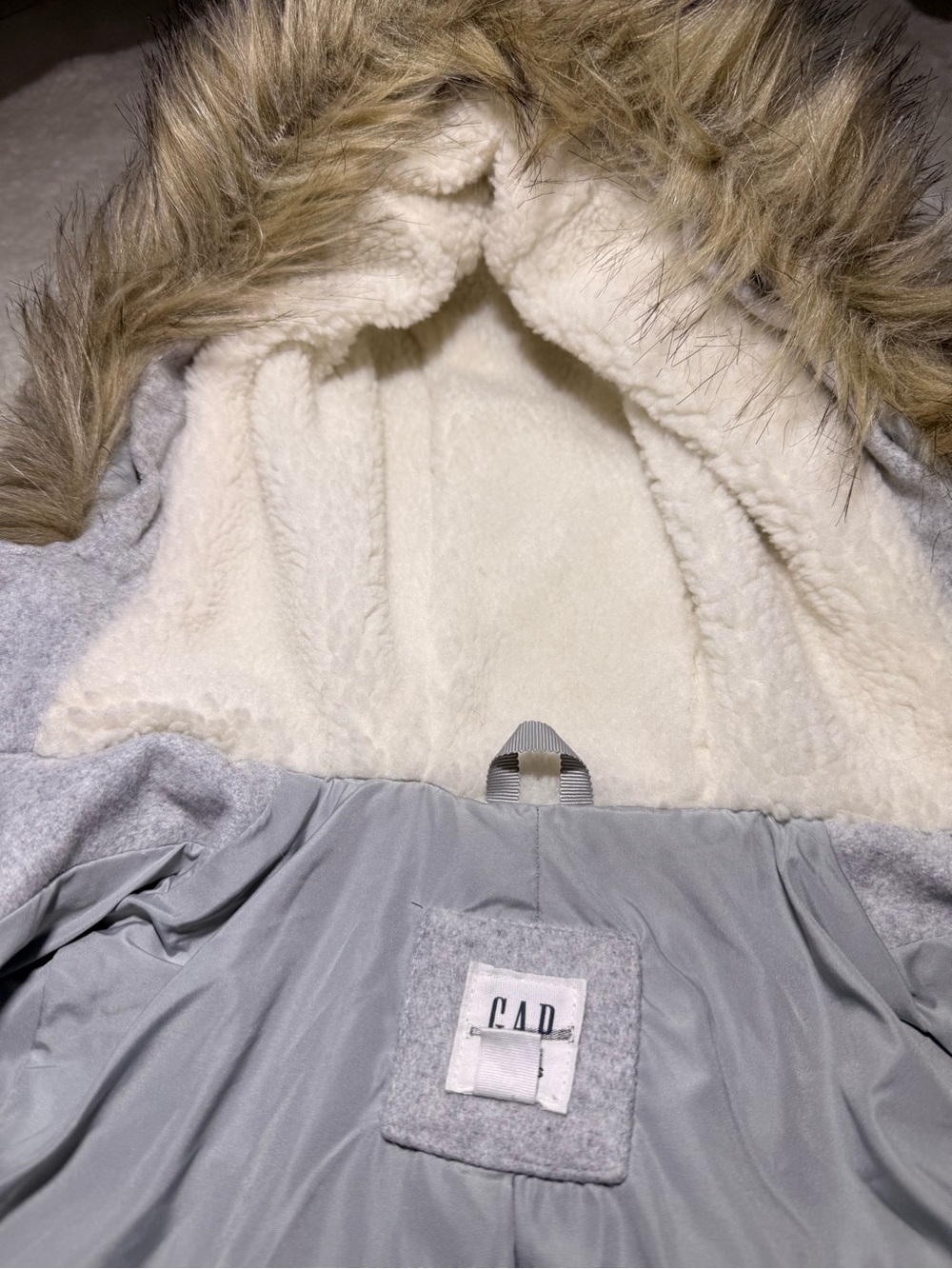 Gap Kids Wool Blend Winter Coat-Faux Hood Gray zipper snap button size S (6-7) - Picture 6 of 10